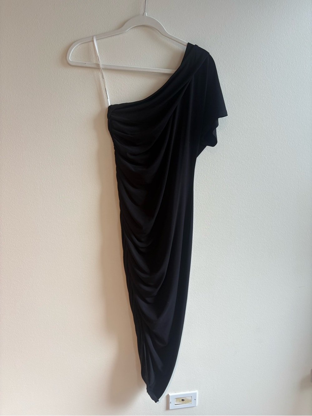 Lovers + Friends Black One-Shoulder Ruched Evening Dress